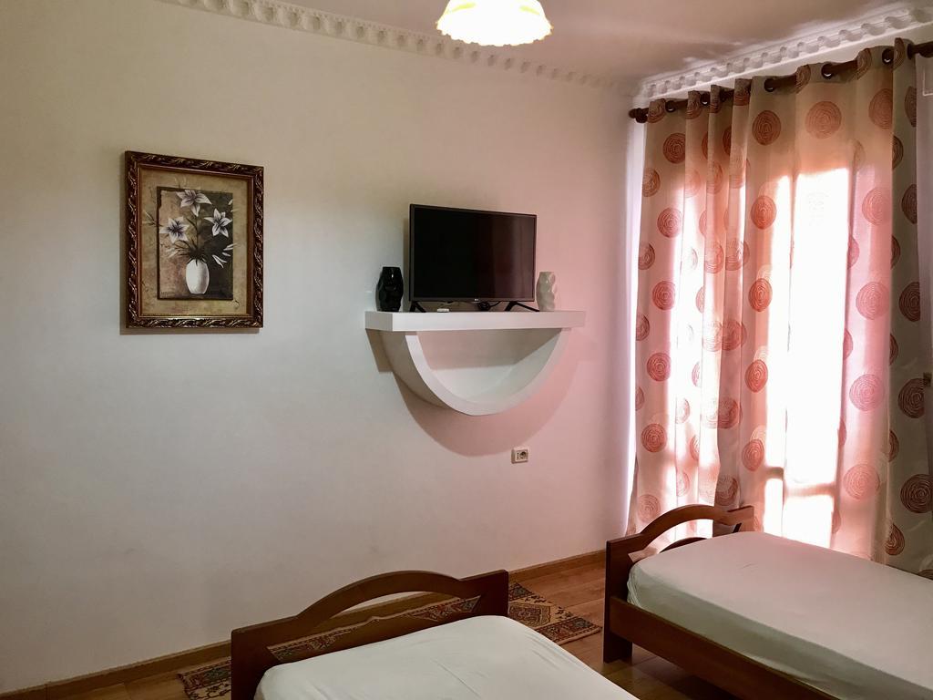 Përmet Ramis Hotel & Outdoor Sports Center מראה חיצוני תמונה