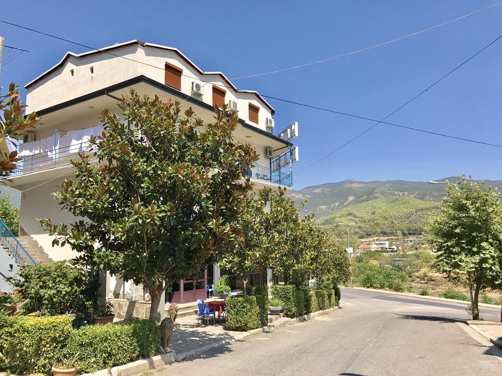 Përmet Ramis Hotel & Outdoor Sports Center מראה חיצוני תמונה