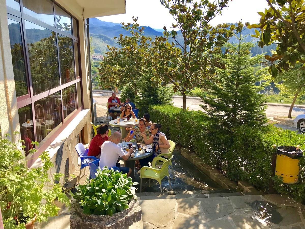 Përmet Ramis Hotel & Outdoor Sports Center מראה חיצוני תמונה