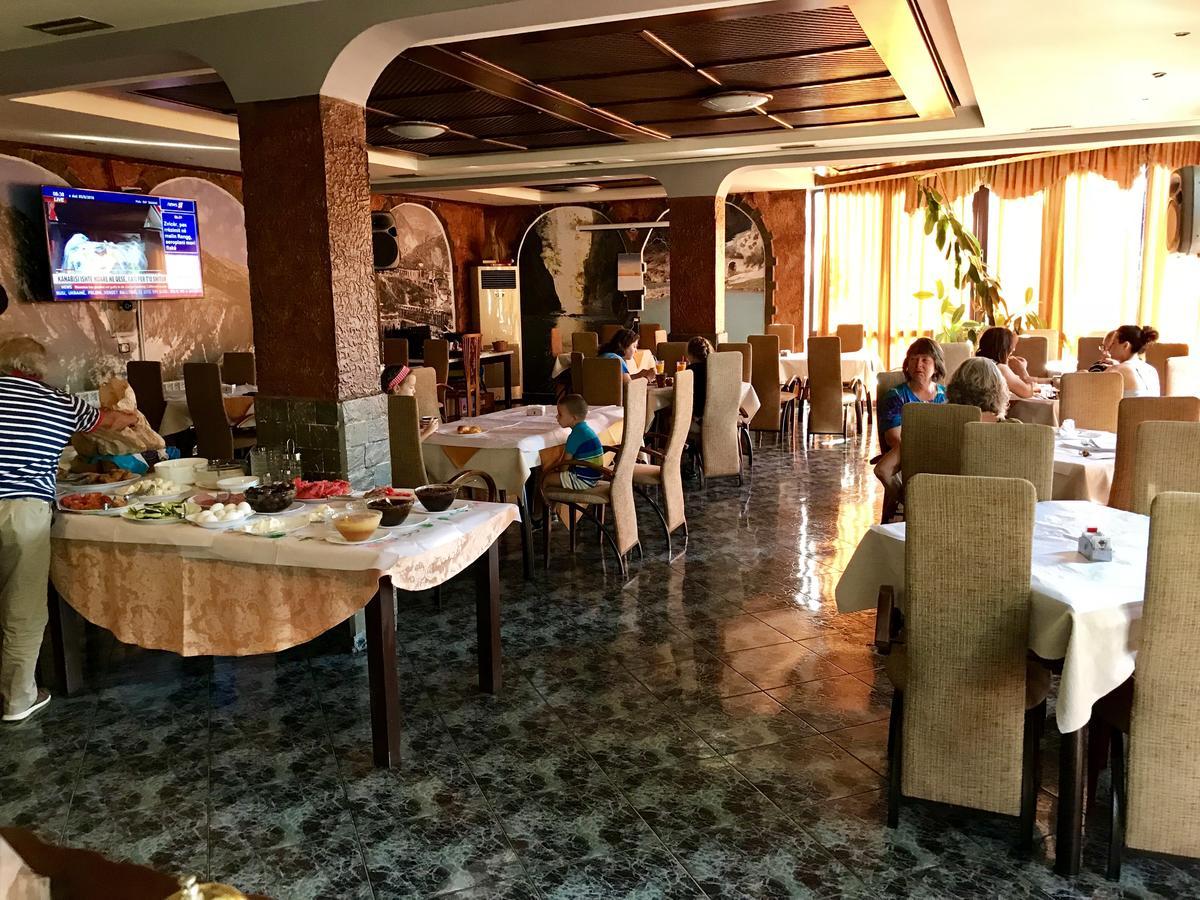 Përmet Ramis Hotel & Outdoor Sports Center מראה חיצוני תמונה