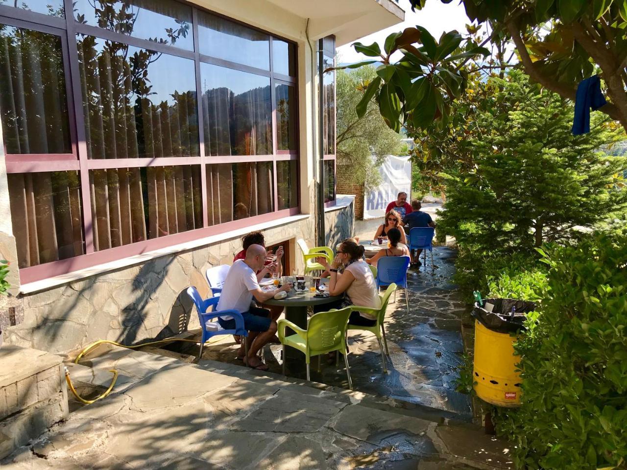 Përmet Ramis Hotel & Outdoor Sports Center מראה חיצוני תמונה
